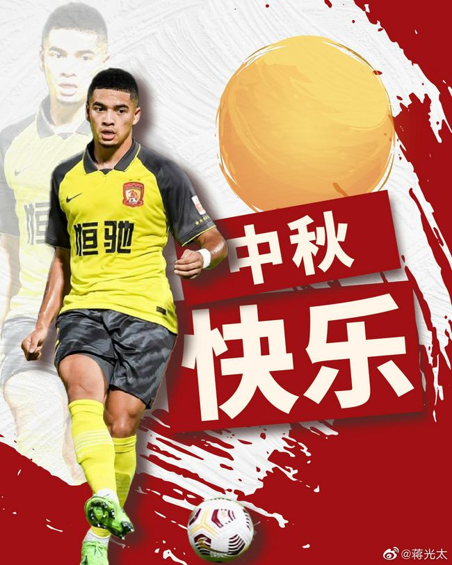 全场比赛结束，那不勒斯2-1卡利亚里。